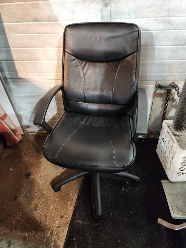 Black Leather Office Chair with Rolling Armrests