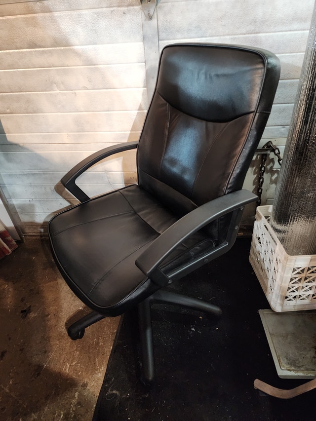 Black Leather Office Chair with Rolling Armrests - photo 2
