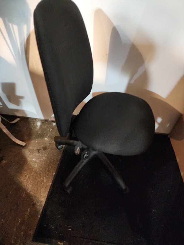 Black Cloth Office Chair - No Arm Rests, Tall Back, Rolling - photo 2