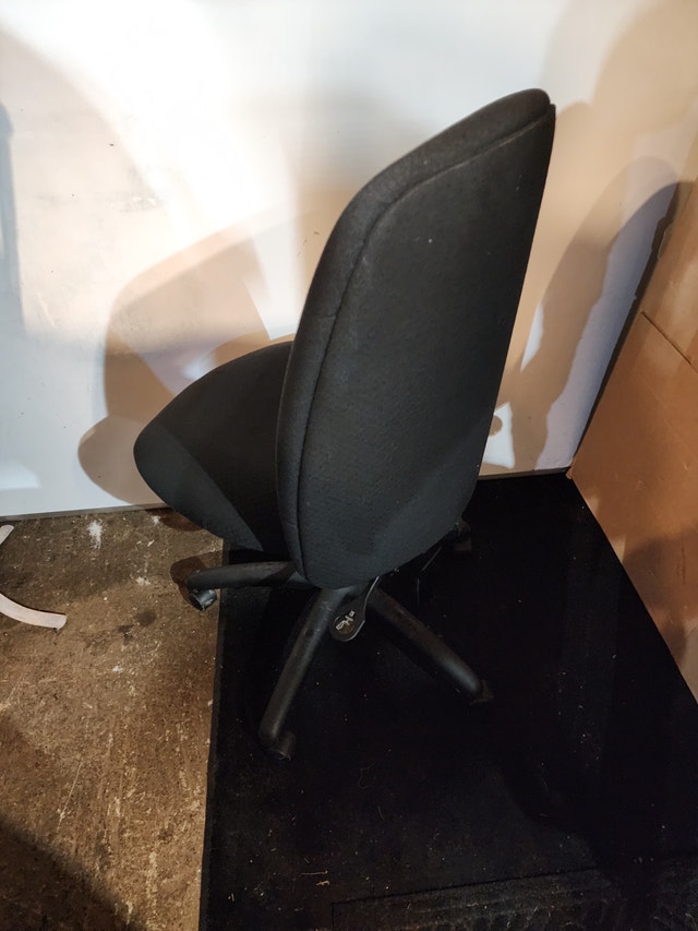 Black Cloth Office Chair - No Arm Rests, Tall Back, Rolling - photo 4