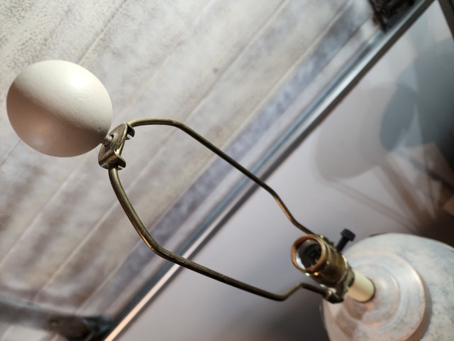 2 Lamps matching white heavy metal - photo 4