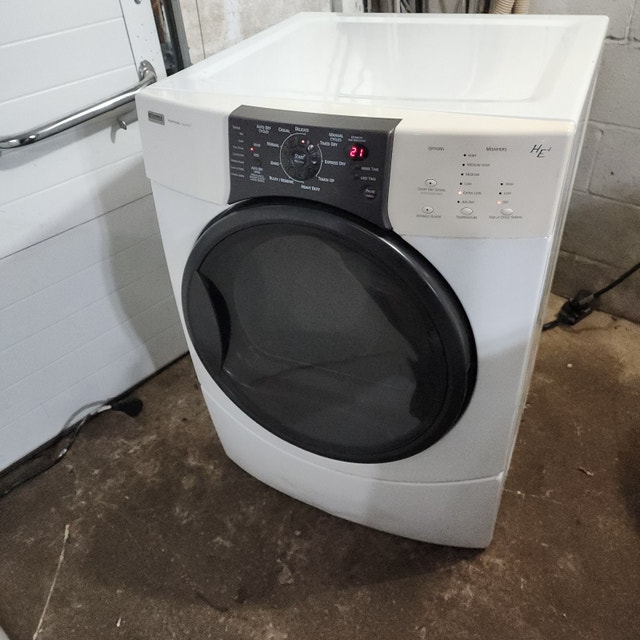 Kenmore Elite Clothes Dryer Serviced White smart heat