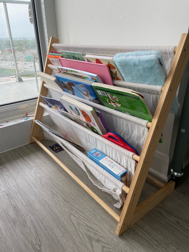Children Book Rack - photo 2