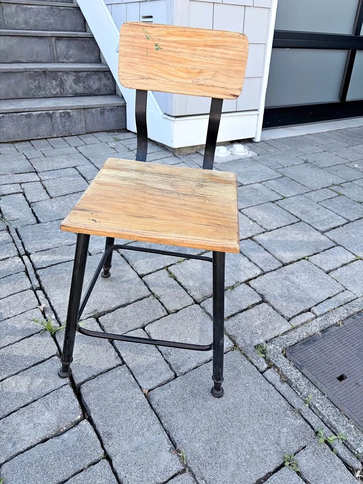 Free Wood & Metal Chairs for Table