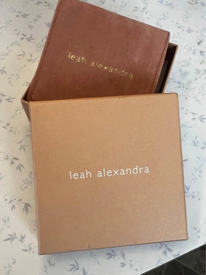 Leah Alexandra BIRTHSTONE NECKLACE | GOLD & WHITE TOPAZ - photo 5