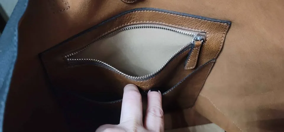 Women's SevenDays Large Tote Purse image indicator(6)