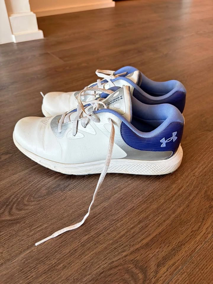 Under Armour women’s golf shoes size 8.5