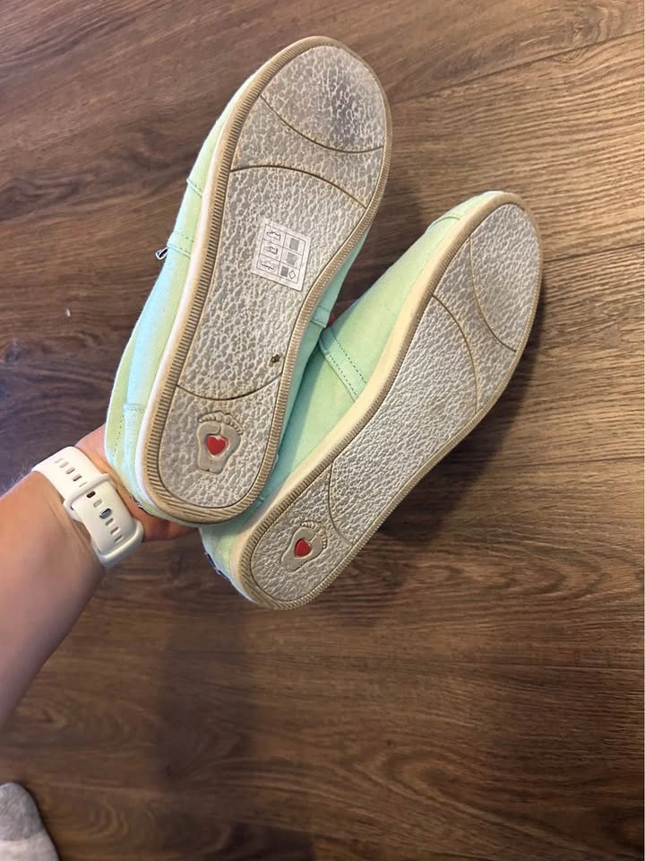 Women's Bobs by Skechers mint green size 8 - photo 4