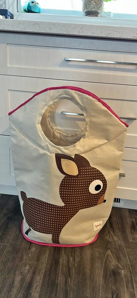 3 Sprouts Laundry Hamper