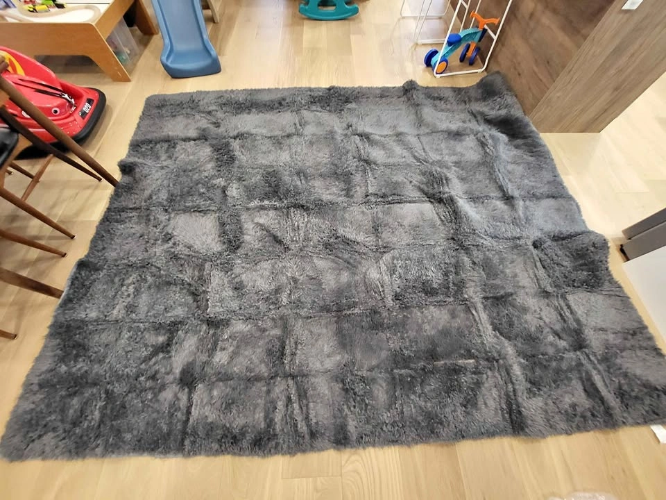 Dark Grey Shaggy Area Rug