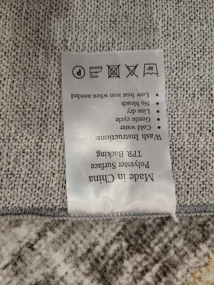 Distressed Grey White Area Rug - photo 4
