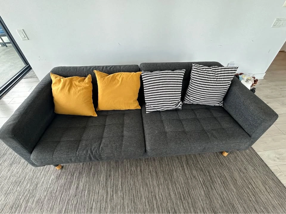 Sofa Dark grey comes with pillows - photo 4