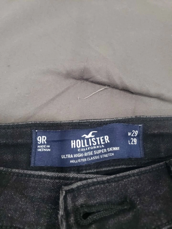 Hollister Ultra High-Rise Super Skinny Ripped Black Jeans W29 L2 - photo 3