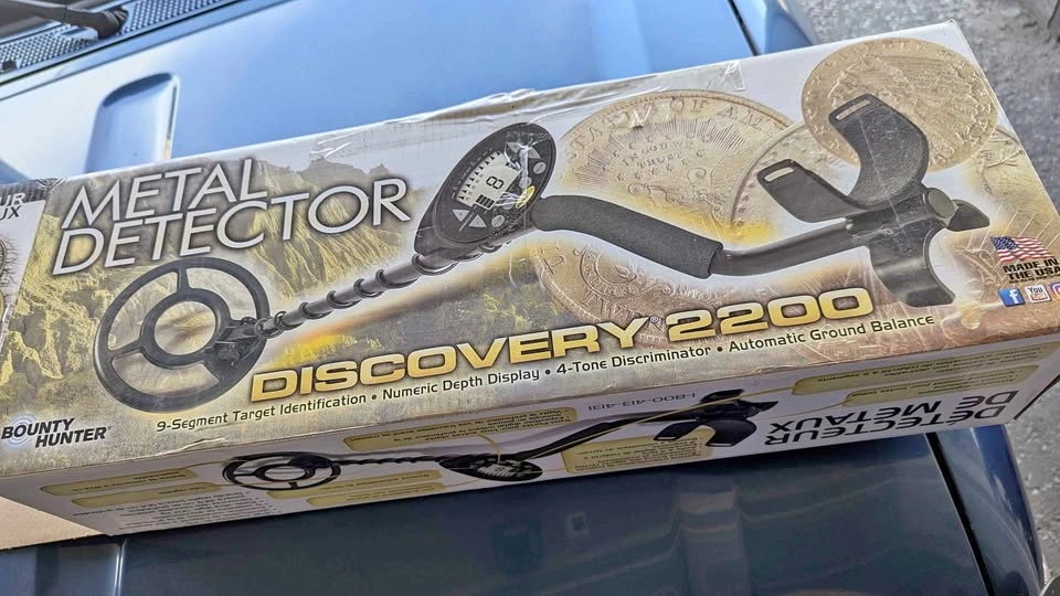 Bounty Hunter Discovery 2200 Metal Detector