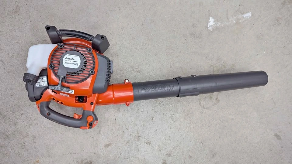 Husqvarna 125BV Gas Leaf Blower BRAND NEW