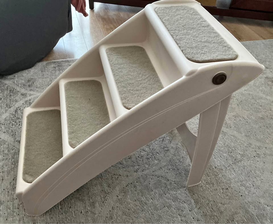 Doggie Stairs/ Pet Stairs
