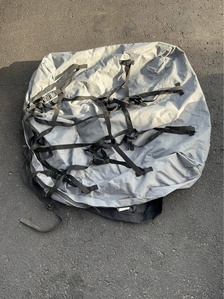 Vehicle Rooftop Bag - Sold - photo 2