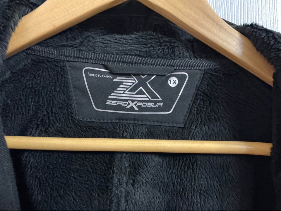 Light Weight Jacket with Hood - photo 2