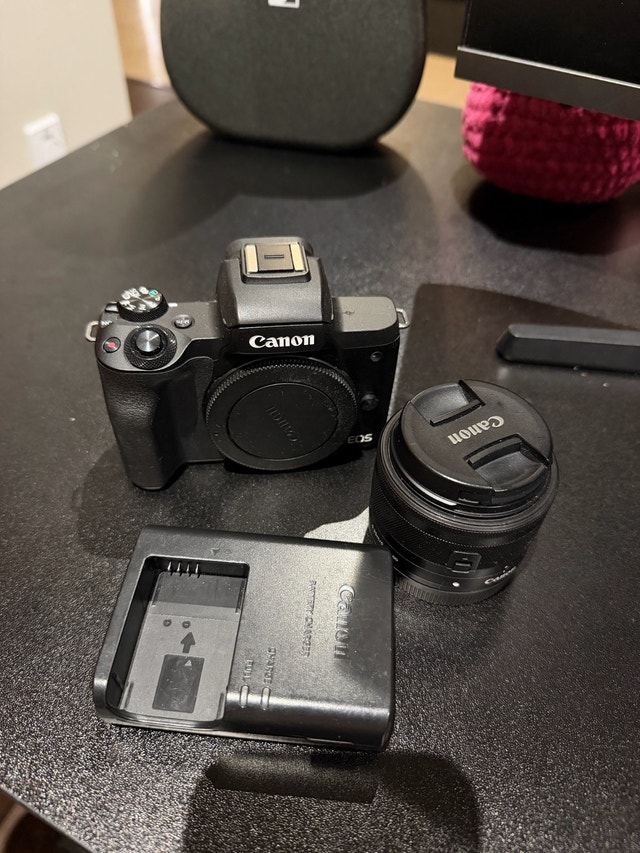 Canon EOS M50 Mirrorless Camera