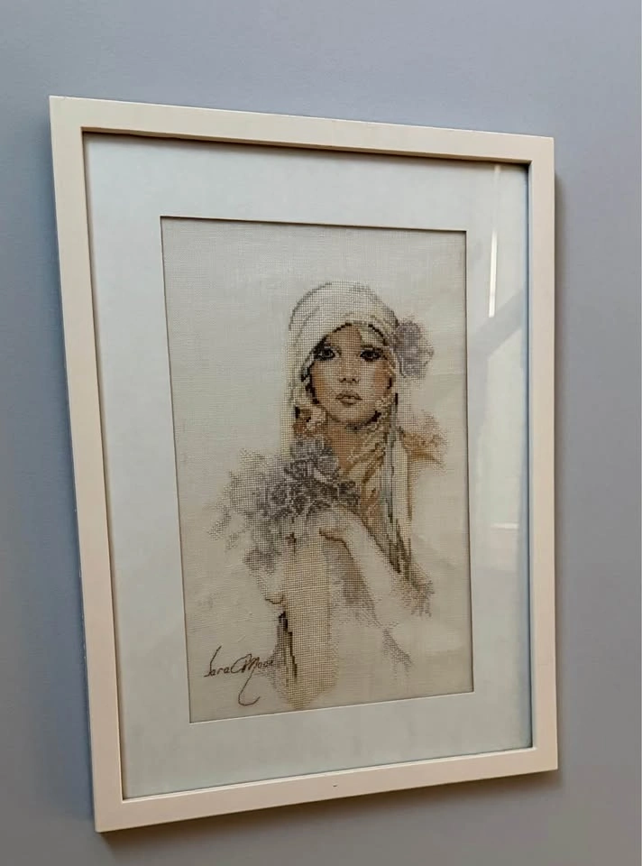 Vintage Sara Moon Hand-Stitched Needle Point - Professionally Fr - photo 3
