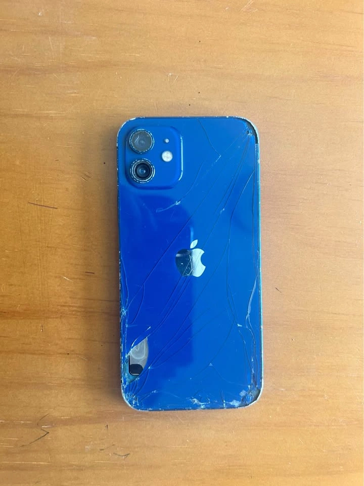 Apple iPhone 12 64GB - Cracked Back, Fully Functional - photo 2