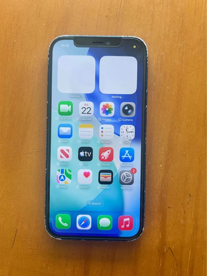 Apple iPhone 12 64GB - Cracked Back, Fully Functional - photo 3