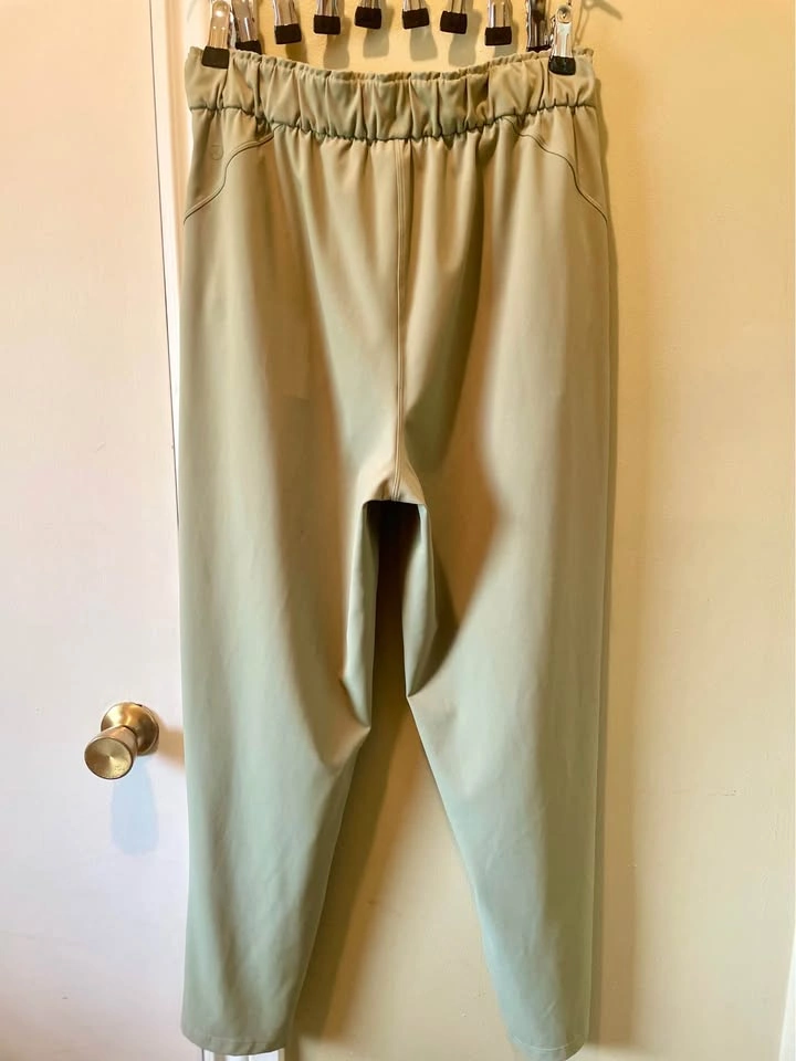 Lululemon Stretch High-Rise Jogger Sage Green Size 8 - photo 5