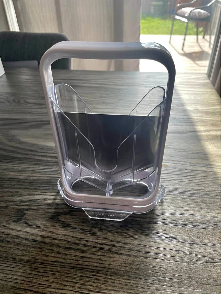 Bagel cutter