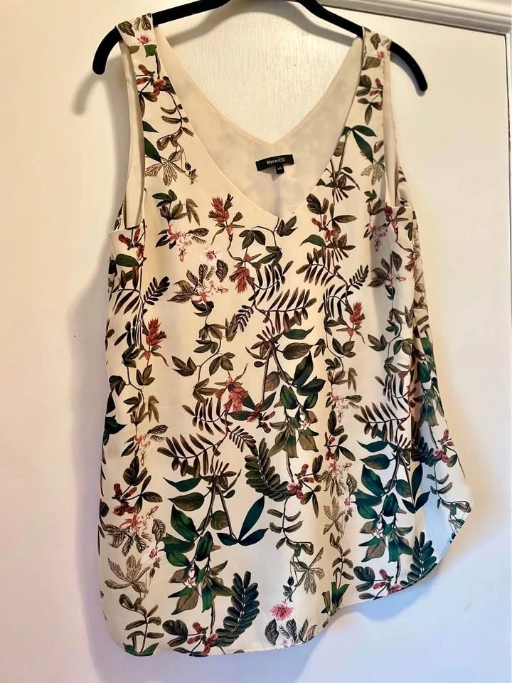 RW&CO Floral Print Tank Top - Size L