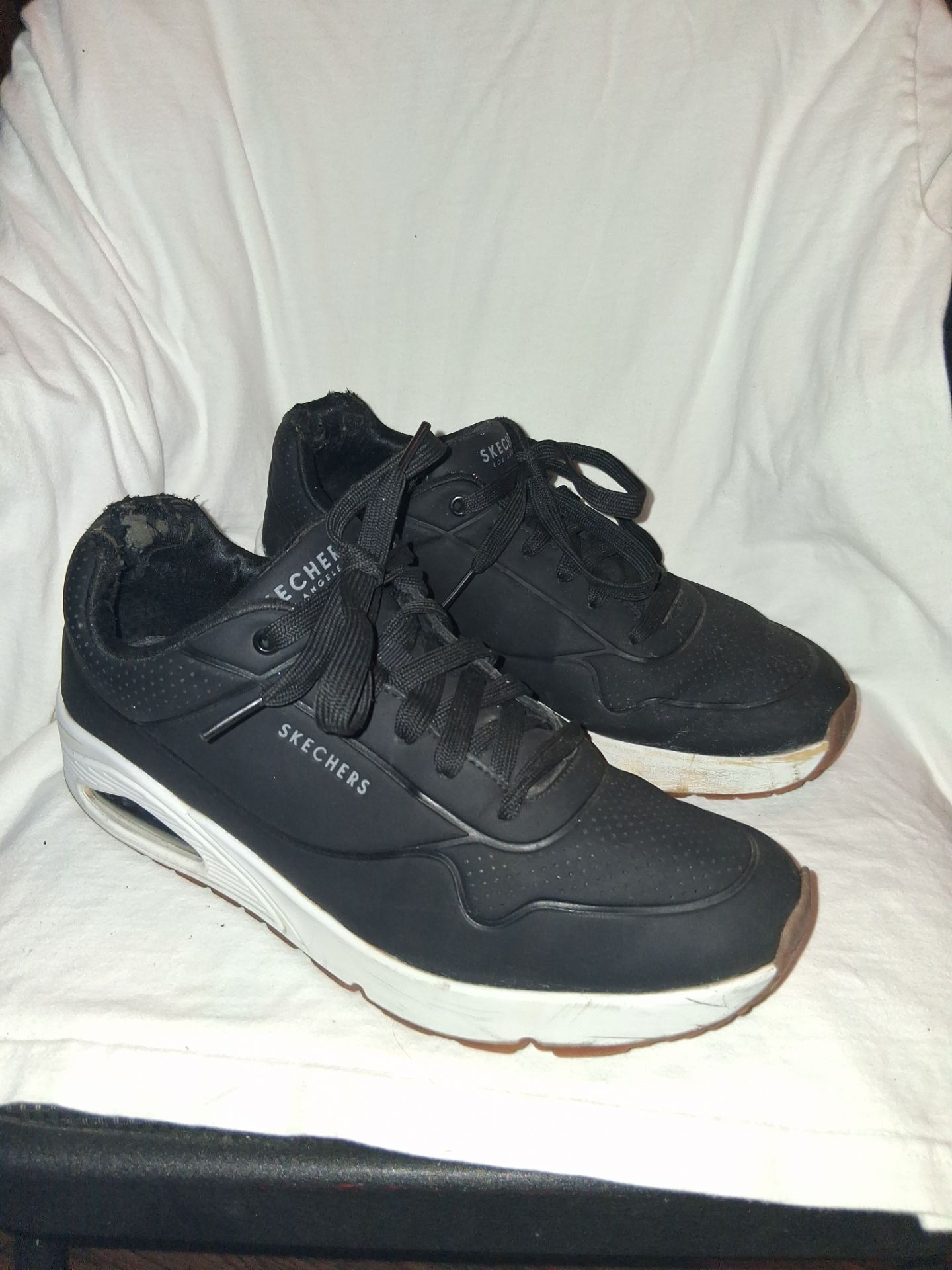Skechers Men's Shoes Size 9 Black/Tan