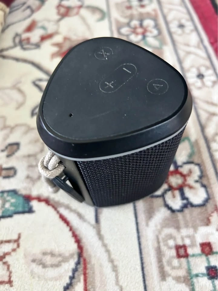 L62 Bluetooth Speaker - photo 2