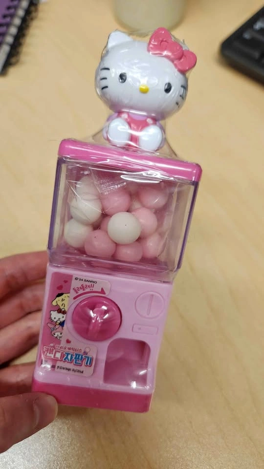 Sanrio Candy Vending Machine