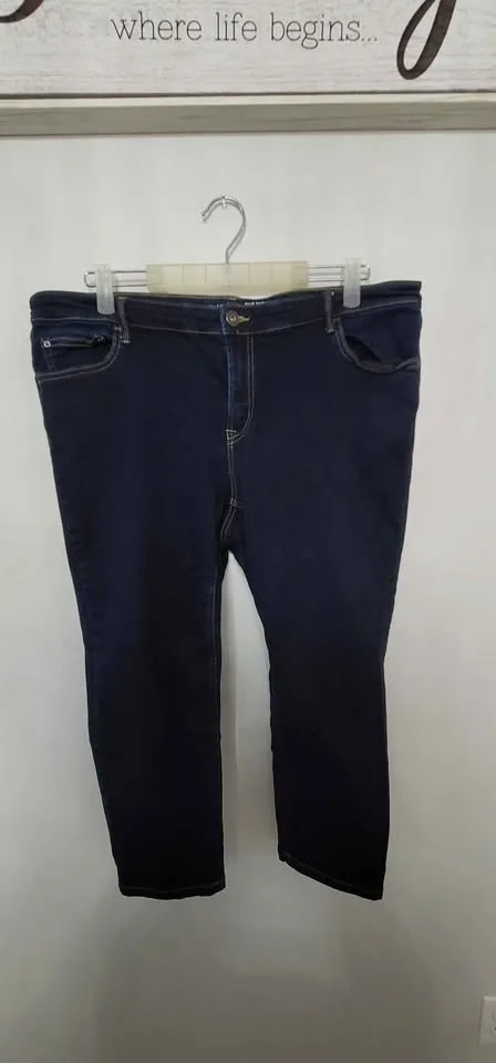 Women's Jean's Size 20 image indicator(4)