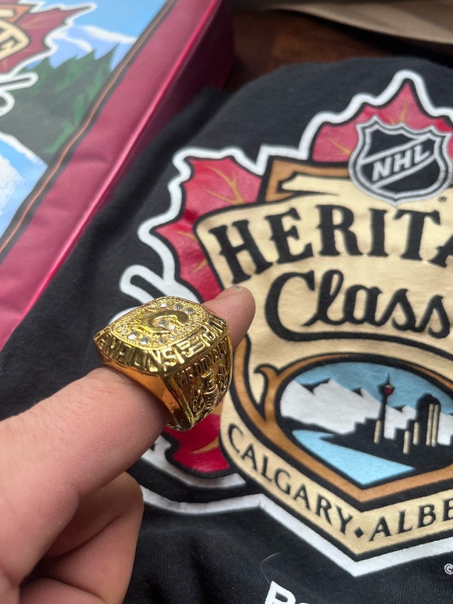 NHL Collectables and Memorabilia - OBO All offers accepted - photo 4