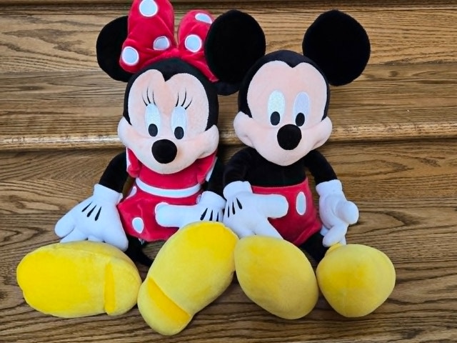 Plush Mickey and Minnie Mouse Stuffed Toys - photo 2