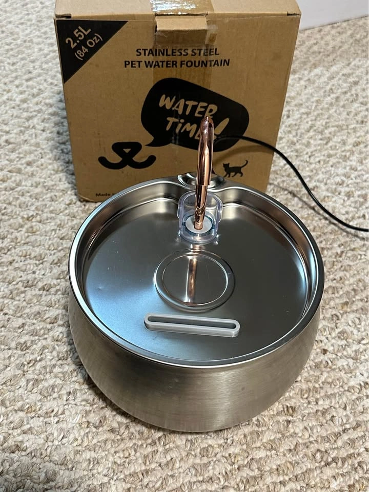 Stainless Steel Pet Water Fountain 2.5L - photo 2