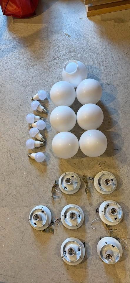 Set of 7 builder grade ceiling lights
