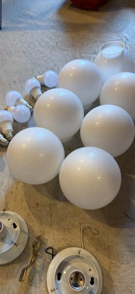 Set of 7 builder grade ceiling lights - photo 4