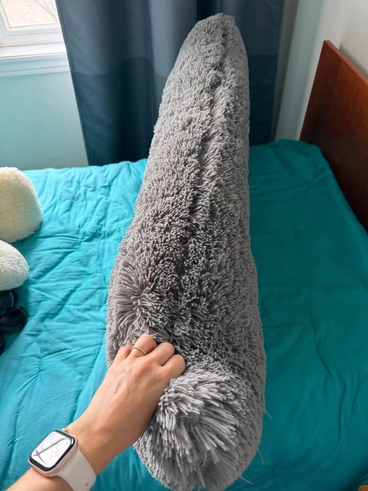 Body Pillow - photo 2