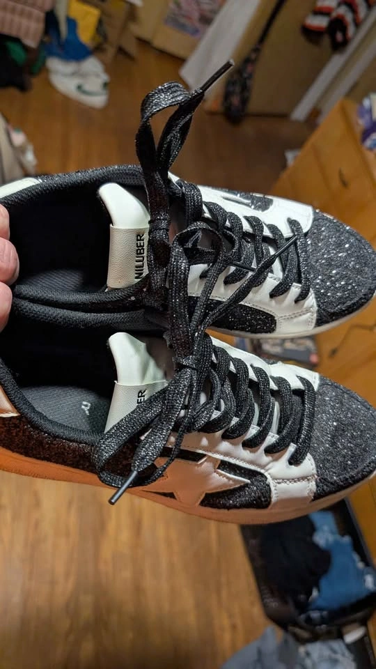 Size 11 Sparkling Sneakers - photo 3