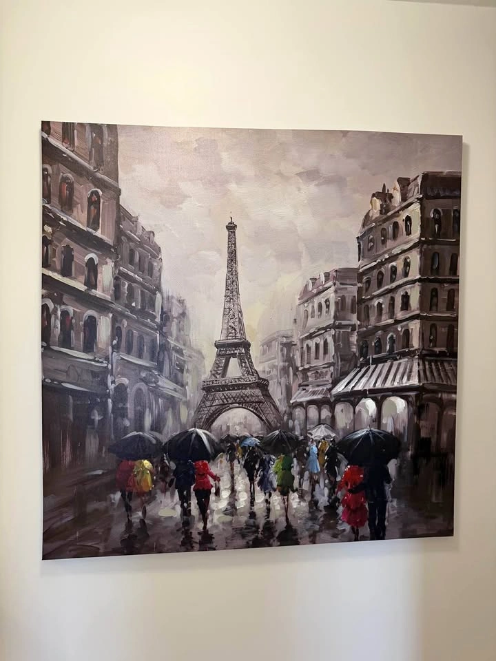 Eiffel Tower Canvas Art (47” x 47”)