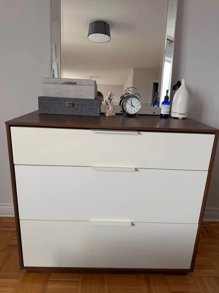 IKEA Nyvoll 3-Drawer Dresser - photo 3