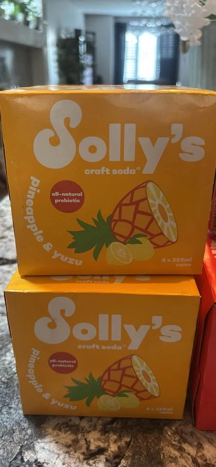 15 Cans Solly's Probiotic Soda - 8 Pineapple, 7 Strawberry - photo 2