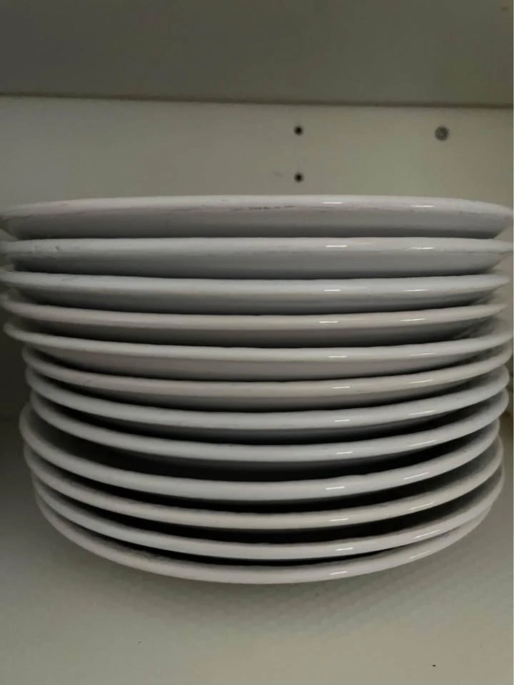 46 Piece Dinner Plate Set in White - photo 5