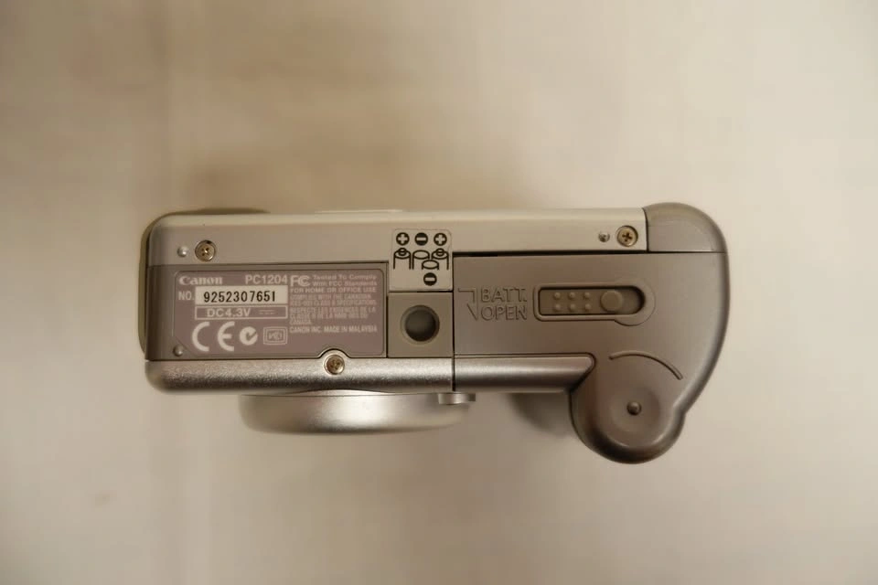 Canon PowerShot A85 Digital Camera (AS-IS/Parts/Repair) - photo 4
