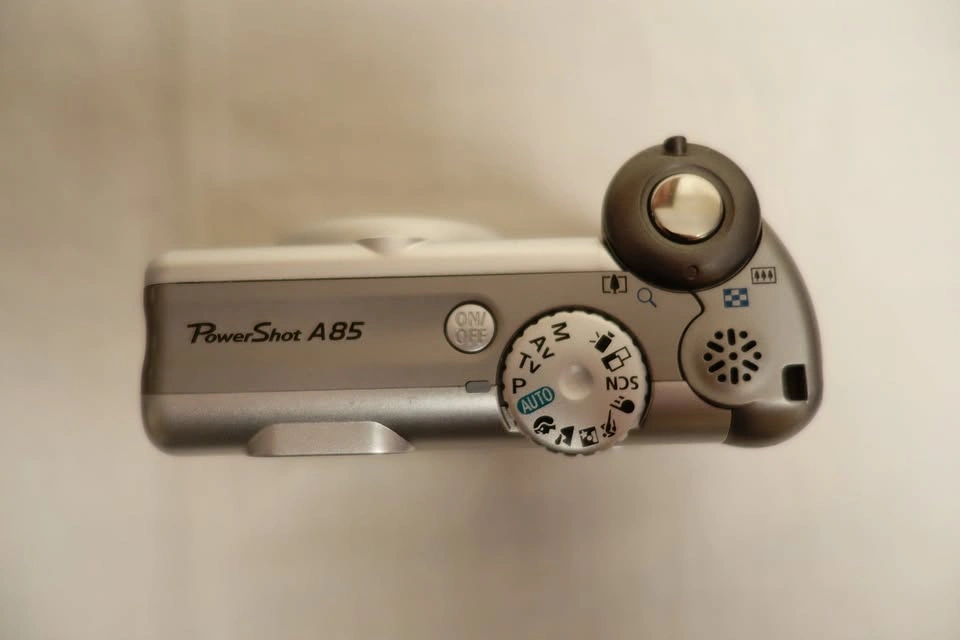 Canon PowerShot A85 Digital Camera (AS-IS/Parts/Repair) - photo 5