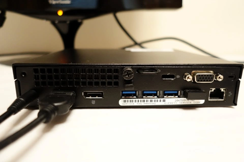 Dell Optiplex Micro 7040 Computer Bundle w/ Monitor & Peripheral - photo 5