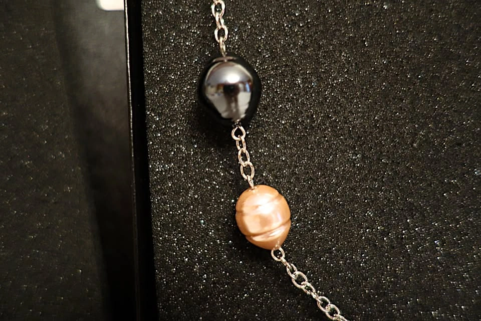 Lot of 6 Kathy Levine Pearl & Crystal Ball Station Necklaces - photo 3