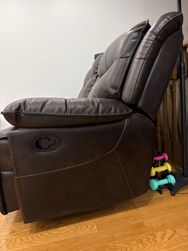 Recliner Loveseat - photo 3