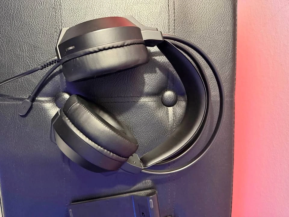 Black Wired Gaming Headphones